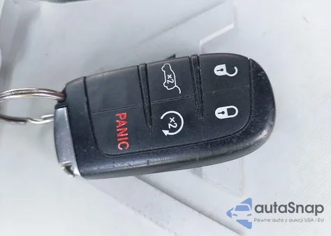 2015 Jeep Grand Cherokee Limited из США, поврежденный, VIN 1C4RJEBG7FC219847